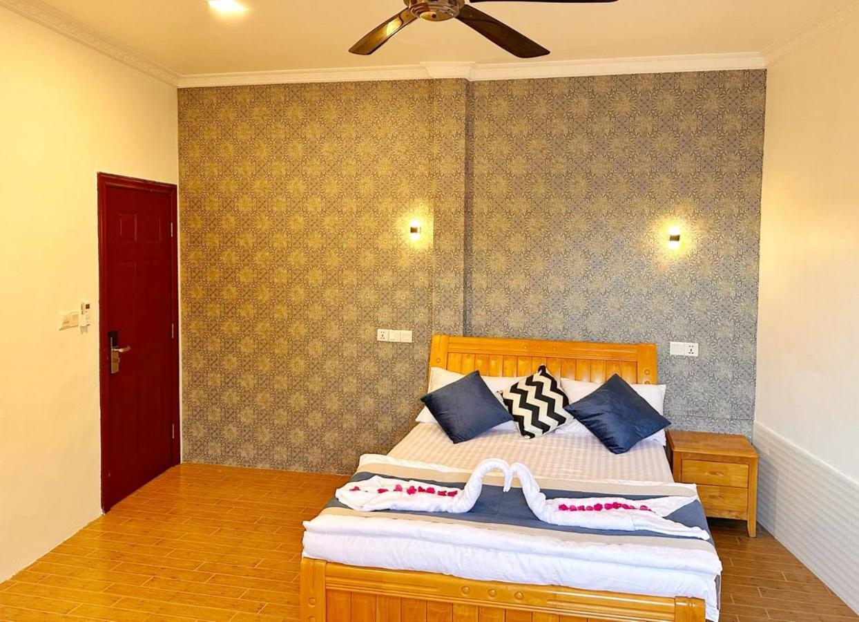 Aqua Sunset Hotel Gulhi Exterior foto